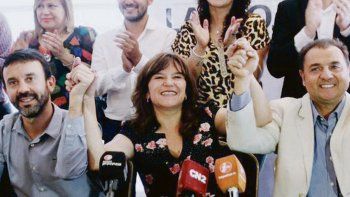 Festejo. Inés Brizuela y Doria realizó ayer por la mañana una conferencia de prensa ante medios locales en donde agradeció a los riojanos que la votaron. La radical derrotó al actual intendente y al Frente de Todos.