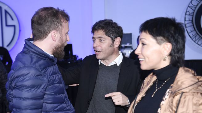 Axel Kicillof junto a Federico Otermín (Lomas de Zamora) y Mayra Mendoza (Quilmes).