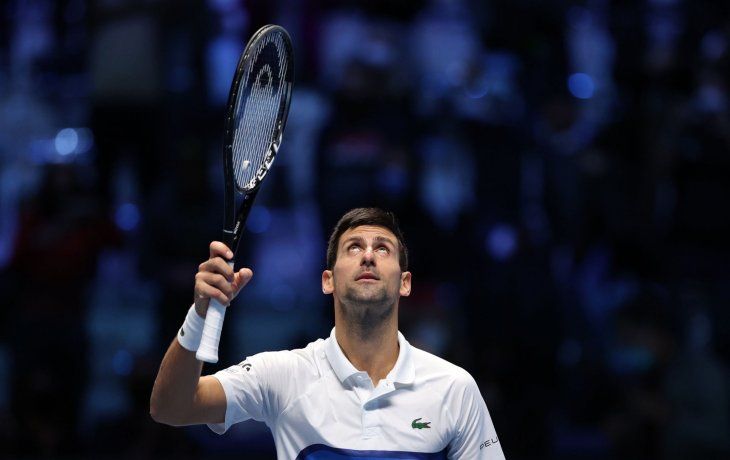 djokovic rompio el silencio: quiero quedarme y tratar de competir en el abierto de australia