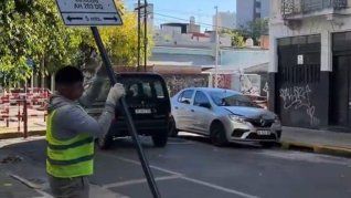 CABA remueve estcionamientos truchos. CABA remueve estcionamientos truchos.