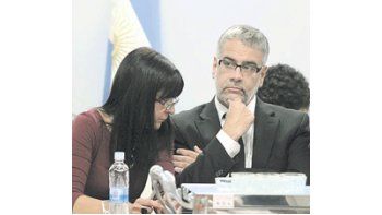 Diana Conti y Roberto Feletti presidieron el plenario de comisiones que ayer emitió el dictamen del proyecto que dispone la expropiacion de la ex Ciccone Calcográfica.