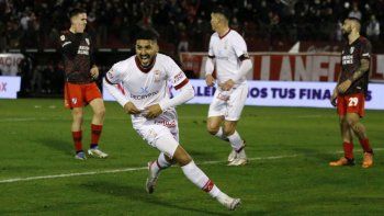 Huracán le ganó a River en Parque Patricios.
