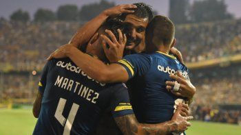 Rosario Central festejó ante Diego Maradona