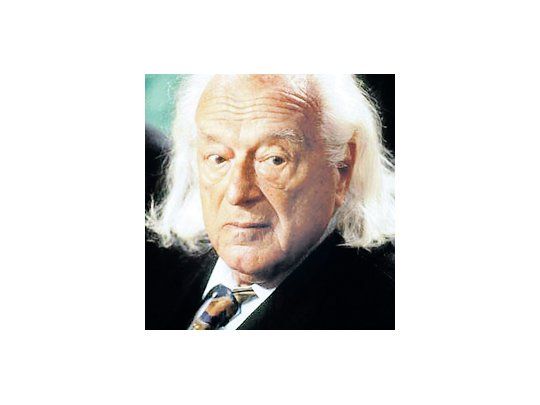 Rafael Alberti: se presentará su antología «El amor y los ángeles», editado por Último Reino, con selección de Aitana, hija del poeta.