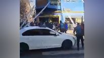 Choque de hinchas de Boca y Colo Colo antes del partido.&nbsp;