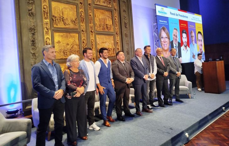 Xavier, Delgado, Ojeda, Mieres y Manini Ríos integraron el panel de la Cumbre Mundial de Comunicación Política. Xavier, Delgado, Ojeda, Mieres y Manini Ríos integraron el panel de la Cumbre Mundial de Comunicación Política.