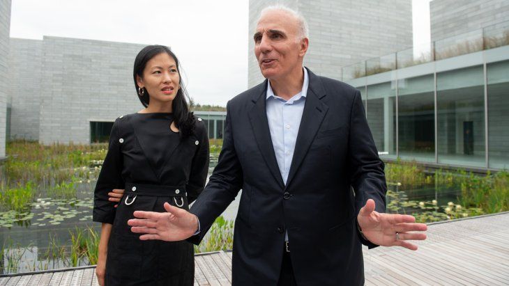 El divorcio de Mitchell Rales y Emily Wei está en los ojos de todos por su notable influencia. El divorcio de Mitchell Rales y Emily Wei está en los ojos de todos por su notable influencia.