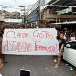 Residentes de Río de Janeiro tildaron al gobernador Cláudio Castro de asesino y terrorista. Residentes de Río de Janeiro tildaron al gobernador Cláudio Castro de asesino y terrorista.