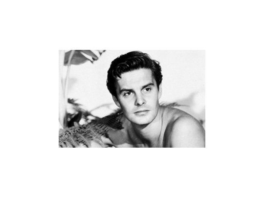 Entre las películas que protagonizó destacan el oscarizado musical Gigi (1958), Can-Can (1960), Le Comte de Monte-Cristo (1961), Made in Paris (1966), entre otras.