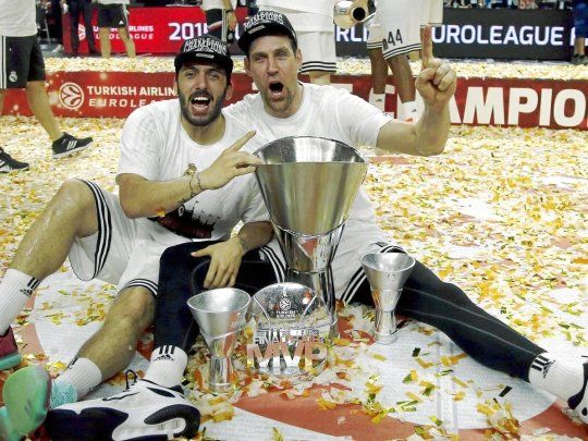 Campazzo y Nocioni fueron elegidos en el equipo ideal de Real Madrid en la última década.