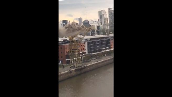 Incendio en Puerto Madero.jpg