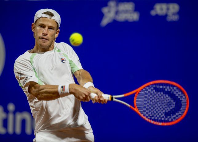 Diego Schwartzman ganó a último turno y avanzó a los cuartos de final del Argentina Open.