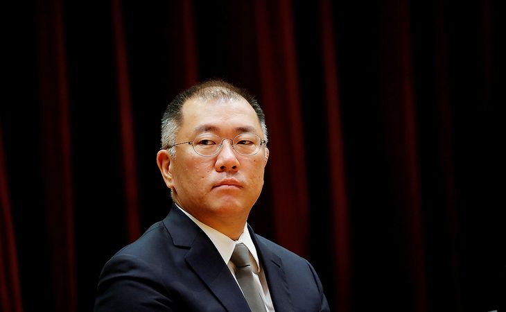 Chung's leadership has been key to the expansion of Hyundai Motor Group to international markets. Chung's leadership has been key to the expansion of Hyundai Motor Group to international markets.