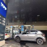 Reglamentan las estaciones de servicio móviles y las incorporó al registro oficial. Reglamentan las estaciones de servicio móviles y las incorporó al registro oficial.