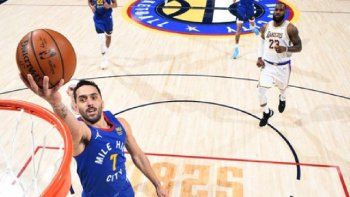 campazzo tuvo su mejor noche en la nba: la rompio ante los lakers de lebron james