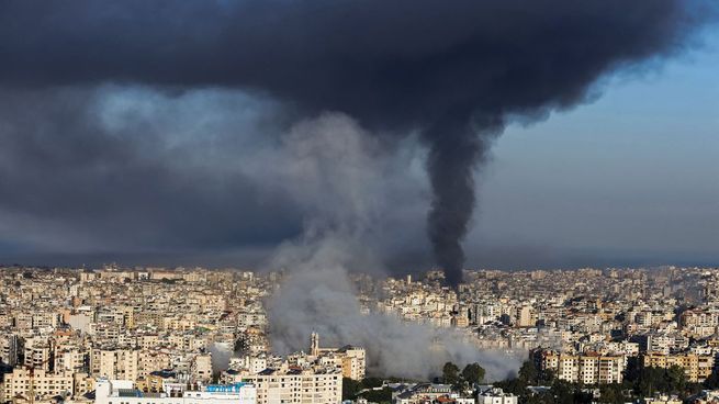 El gobierno israelí sostuvo que la instalación atacada albergaba a científicos vinculados al desarrollo de componentes estratégicos del programa nuclear de Irán.