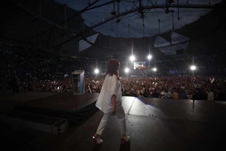Cristina Kirchner durante el acto en La Plata.