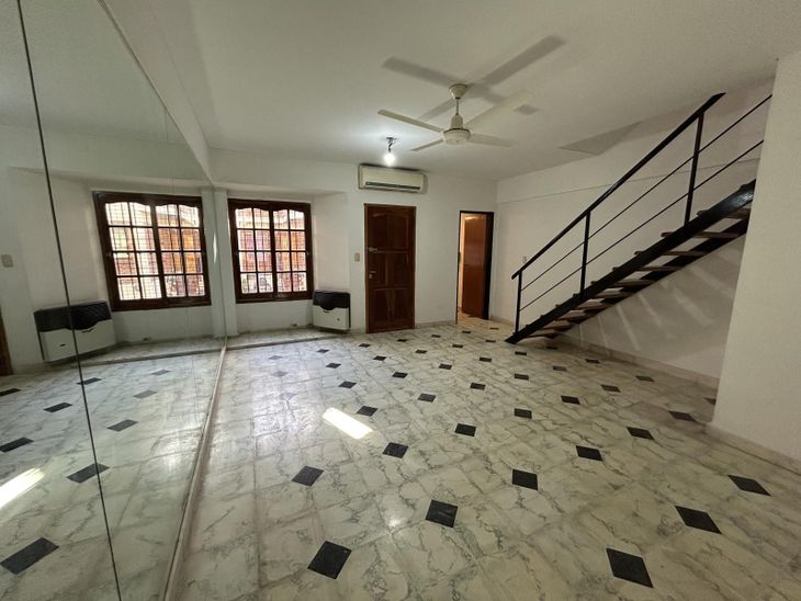 Los interiores tipo casa, las escaleras y la baja densidad de vecinos figuran entre los aspectos más valorados de los PH Los interiores tipo casa, las escaleras y la baja densidad de vecinos figuran entre los aspectos más valorados de los PH