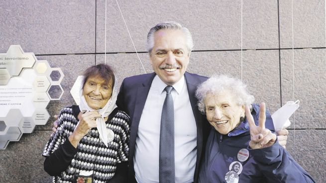 MEMORIA.  Alberto Fernández ayer en el Centro Cultural de la Ciencia.