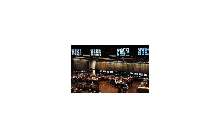 ámbito.com | La bolsa cerró un semestre negativo, marcado por YPF y el dólar