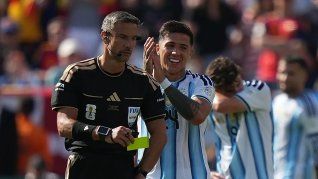El árbitro esloveno Slavko Vincic anunció su retiro tras favorecer a España en la final ante Argentina