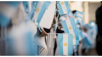 Revelan cuál es el verdadero color de la bandera argentina