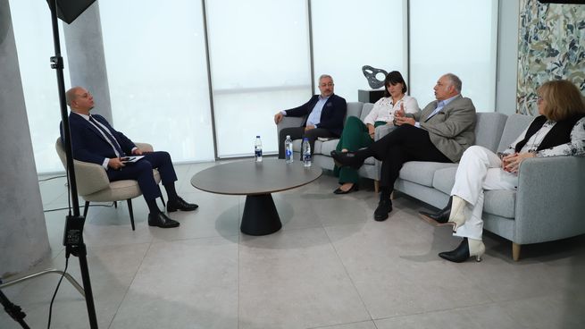 El quito panel se titulo: “Argentina se abre al mundo: ¿hacia dónde vamos?”