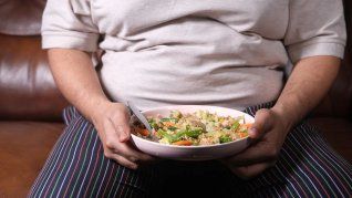 La colina es un nutriente esencial para la función cerebral y hepática. El cuerpo no puede producirla en cantidad suficiente, por lo que debe incorporarse a través de alimentos. La colina es un nutriente esencial para la función cerebral y hepática. El cuerpo no puede producirla en cantidad suficiente, por lo que debe incorporarse a través de alimentos.