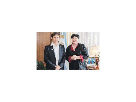 En su último día en Washington, donde participó de la Asamblea de Primavera del FMI, Axel Kicillof se reunió con Sharan Burrow, secretaria general de la Conferencia Sindical Internacional. Previamente se encontró con los abogados de CGS&H y definieron  los argumentos que el próximo 21 de abril se presentarán ante la Corte Suprema de los Estados Unidos.