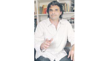 Podolsky: «En los personajes no hay posición ideológica o un alegato anticapitalista. Todo está planteado alrededor del dinero: si alcanza o no».