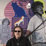 Charly García contará su historia en un nuevo documental.