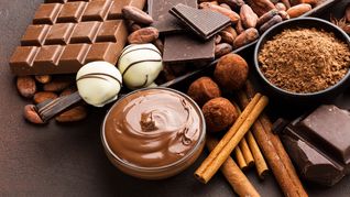 Los amigos que crearon los chocolates más icónicos e innovadores de México: se convirtieron en millonarios y luego vendieron la compañía a un gigante de Estados Unidos Los amigos que crearon los chocolates más icónicos e innovadores de México: se convirtieron en millonarios y luego vendieron la compañía a un gigante de Estados Unidos