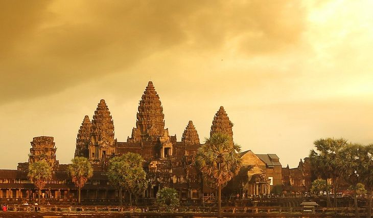 Cambodia is found to the border with Thailand and Vietnam. Cambodia is found to the border with Thailand and Vietnam.