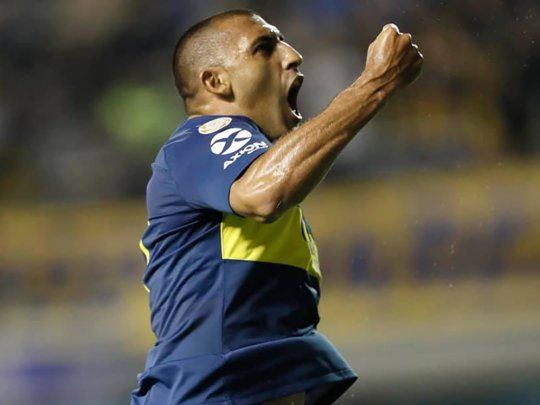 Ramón Ábila ya es todo de Boca.