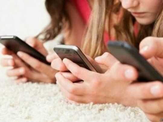 redes sociales menores.jpg