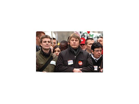 El secretario general de la organización, Bernard Thibault, se mostró convencido de las huelgas en contra de la reforma del sistema jubilatorio