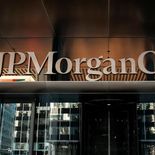 El gigante bancario estadounidense J.P. Morgan está cerca de convertirse en patrocinador Top del COI. De concretarse, entraría en vigor antes de los Juegos Olímpicos de 2028 en Los Ángeles. El gigante bancario estadounidense J.P. Morgan está cerca de convertirse en patrocinador Top del COI. De concretarse, entraría en vigor antes de los Juegos Olímpicos de 2028 en Los Ángeles.