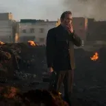 Cage repite su papel de Yuri Orlov. Cage repite su papel de Yuri Orlov.