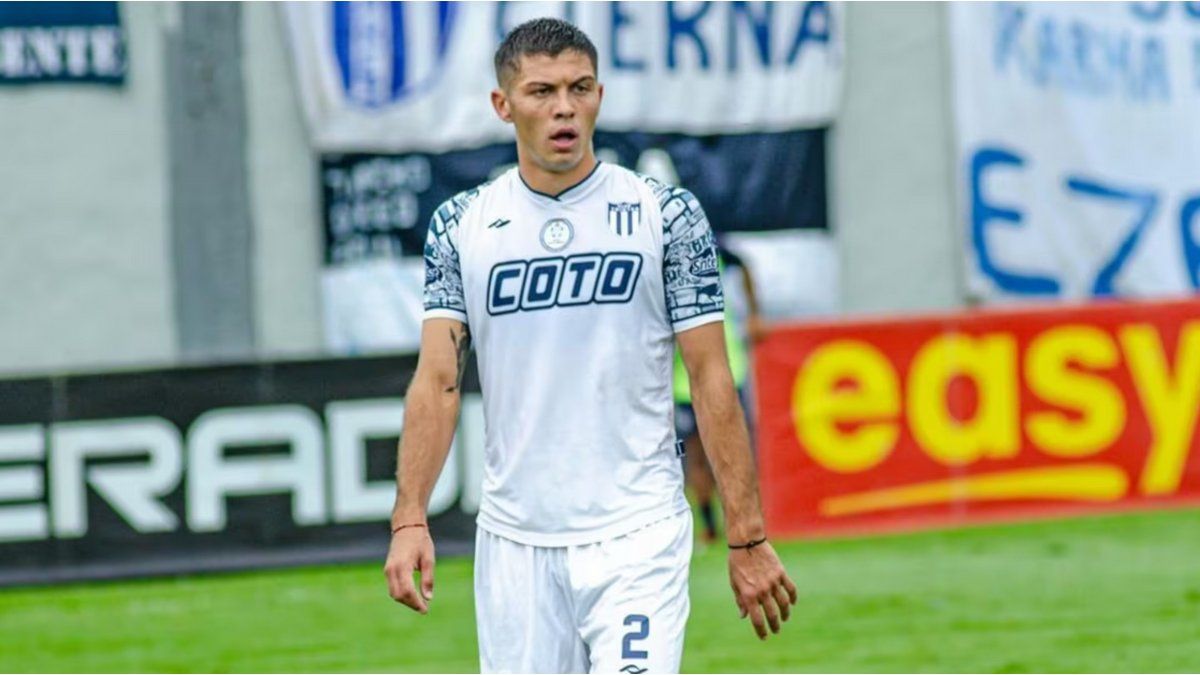 Shock in the First National: a young footballer from Tristán Suárez died