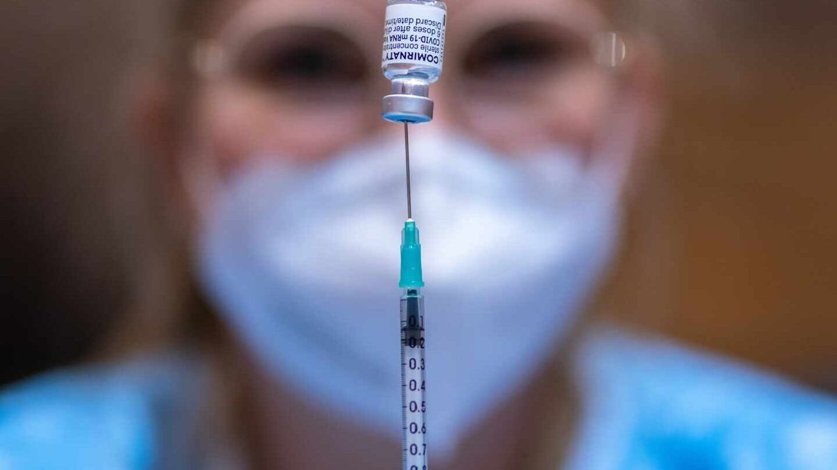 a country will fine those who do not get vaccinated