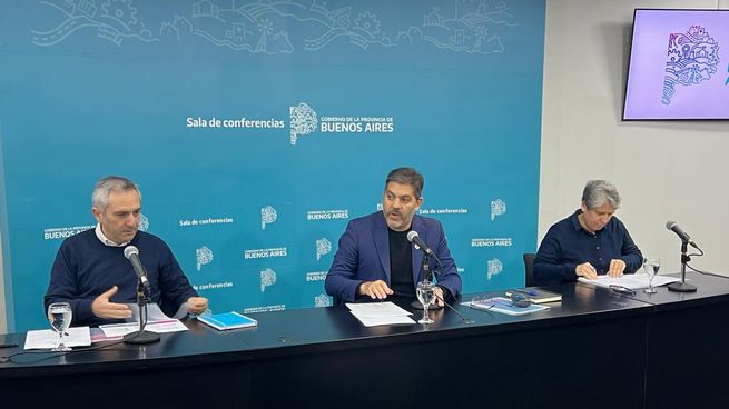 El gobierno bonaerense insiste con la idea de un frente que se opona a Javier Milei.