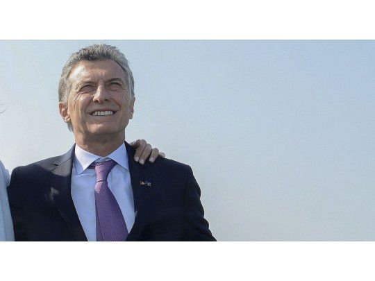 El presidente Mauricio Macri recorrió en barco el puerto de Rotterdam, al finalizar su visita a Holanda