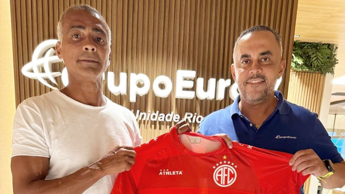 Romario returns to play at 58 years old and 15 years after his retirement