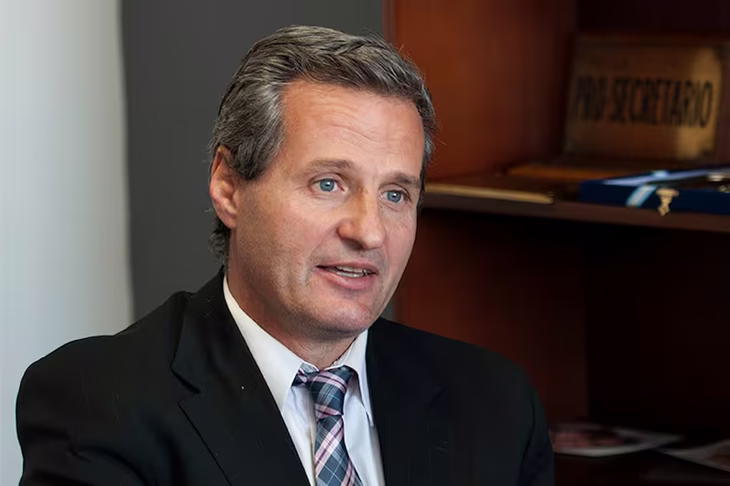 Ramiro González continuará al frente de la investigación por el caso de violencia de género contra Fabiola Yañez. Ramiro González continuará al frente de la investigación por el caso de violencia de género contra Fabiola Yañez.