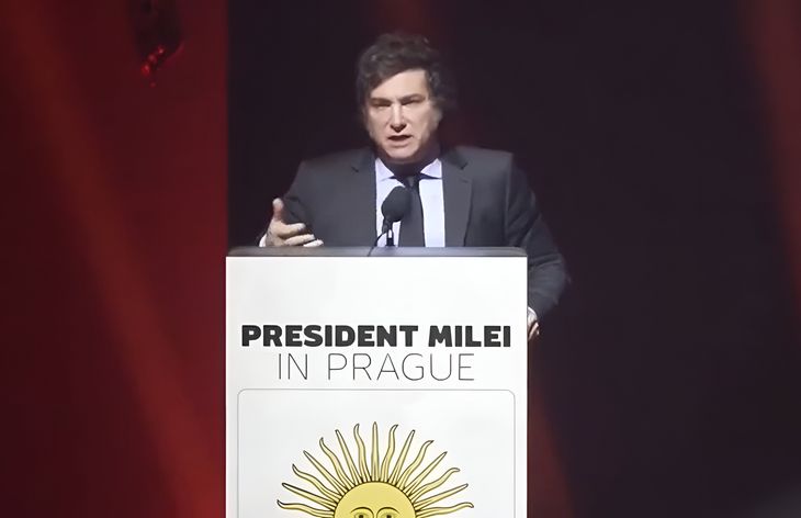 Javier Milei durante su discurso en República Checa. 