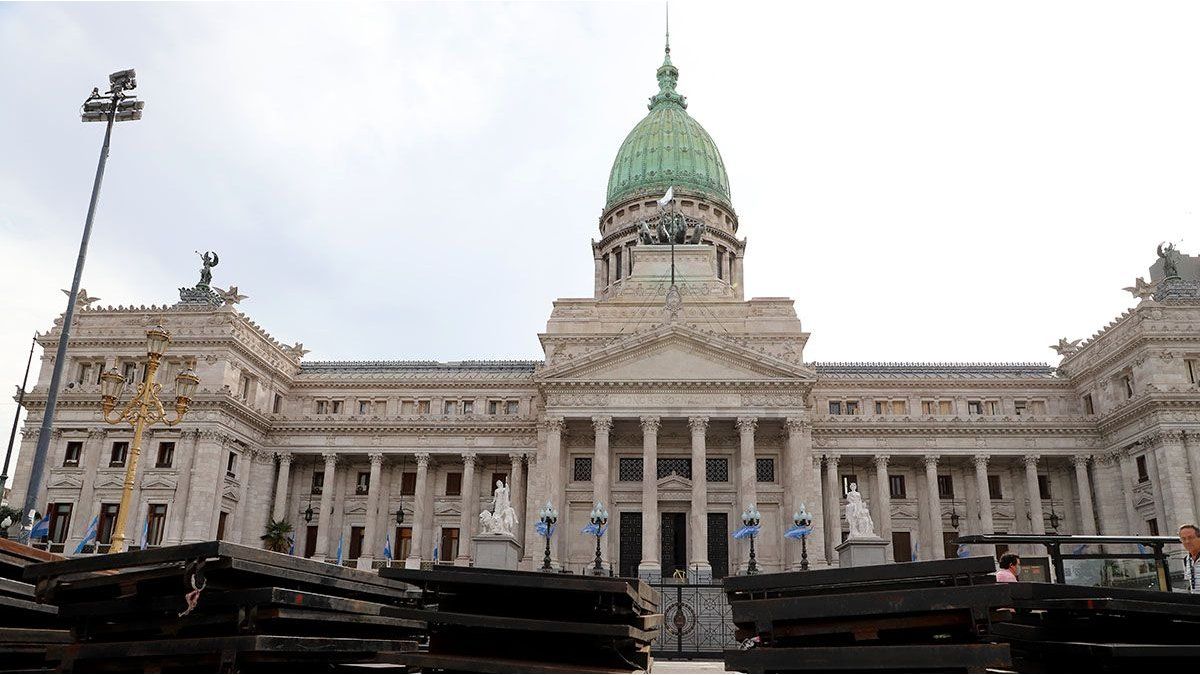 Strong security operation in Congress due to protests against the veto of Javier Milei’s government