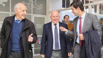 lavagna y urtubey se mostraron junto a gobernador aliado para ratificar la tercera posicion
