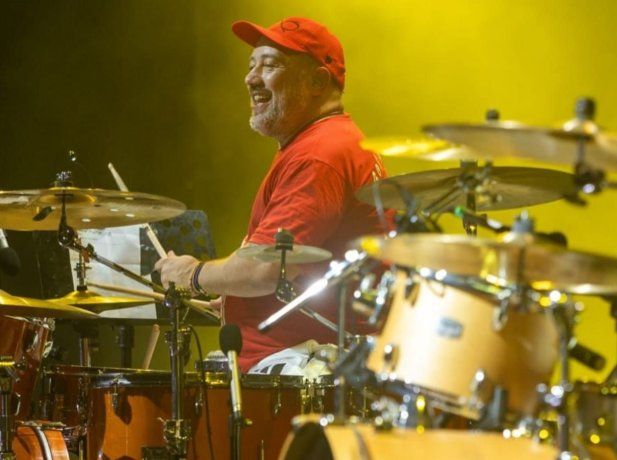 El m&uacute;sico se descompens&oacute; cerca de las 4 de la madrugada cuando un amigo lo hall&oacute; pidiendo ayuda.