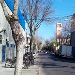La planta de la empresa está ubicada en el barrio porteño de Parque Chas. La planta de la empresa está ubicada en el barrio porteño de Parque Chas.