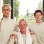 Una unión inesperada en el mundo de la música. Una unión inesperada en el mundo de la música.